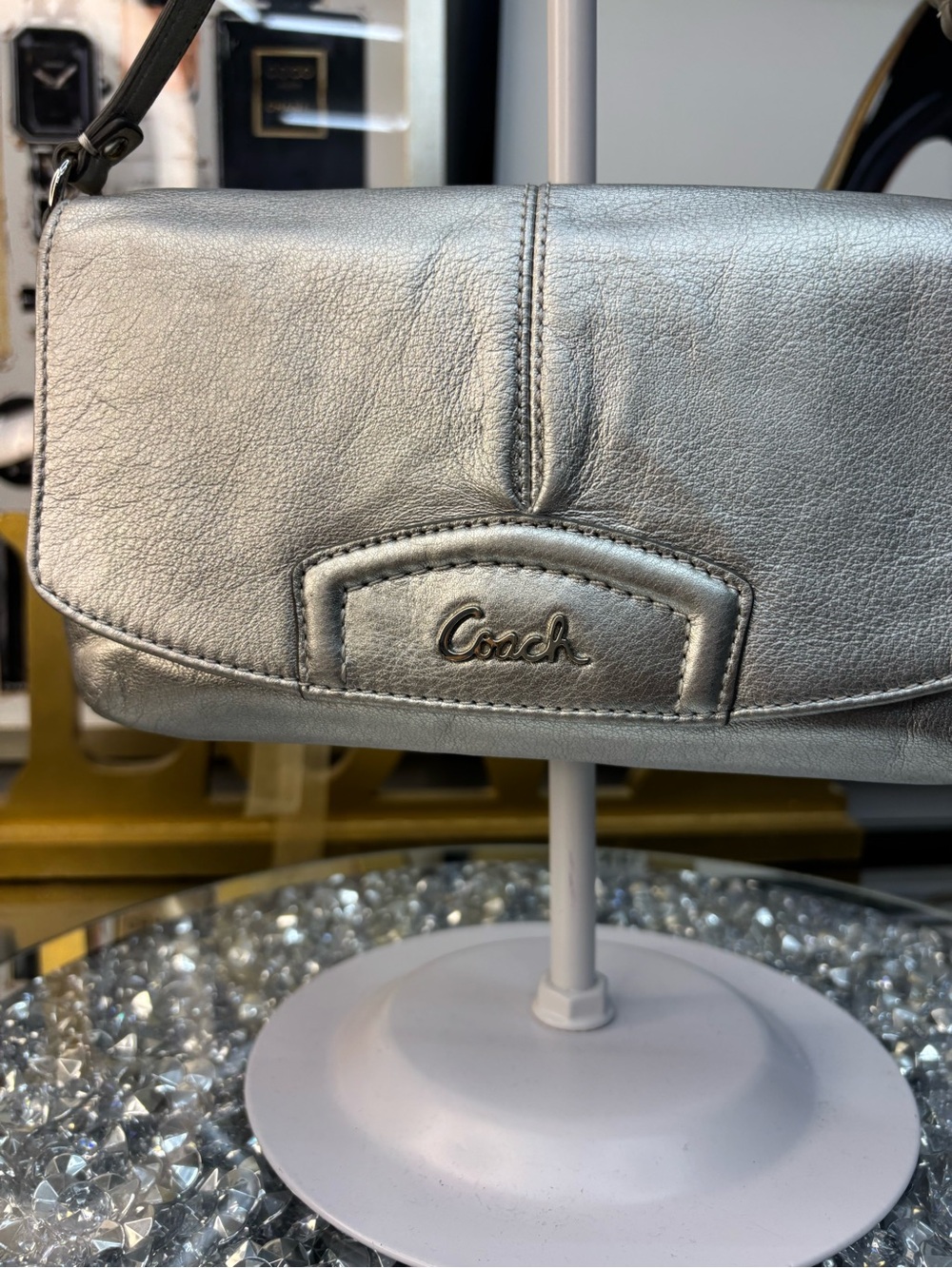 Coach Ashley Metallic Silver Leather Wristlet Clutch EUC - Picture 3 of 12